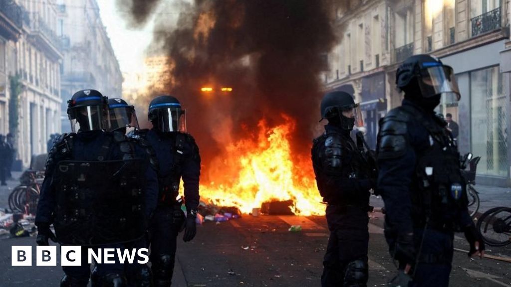 Paris extends curfew as Marseille and Lyon ban protests after riotsProtests will only be allowed in some towns and cities if organised by unions, and top museums will be closed on Saturday. 10 hrs agoEurope Paris extends curfew as Marseille and Lyon ban protests after riotsProtests will only be allowed in some towns and cities if organised by unions, and top museums will be closed on Saturday. 10 hrs agoEurope