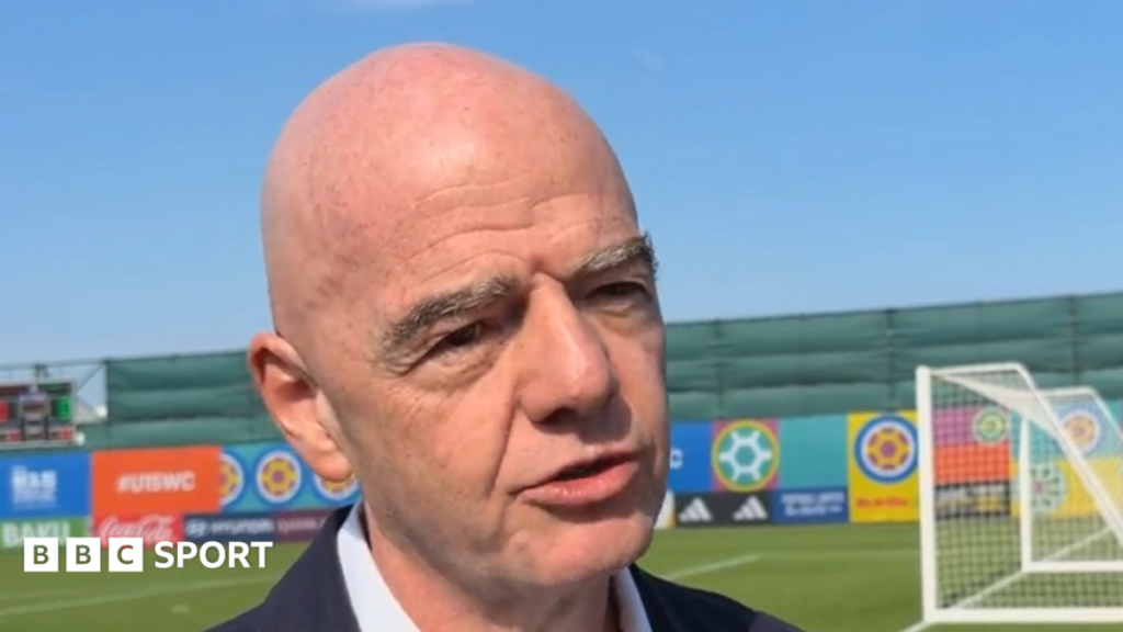 Infantino tells BBC Sport he is backed by 'vast majority' of world footballFifa president Gianni Infantino laughs off questions about whether he considered resigning over the World Cup sell-off debacle.56 mins agoFootball